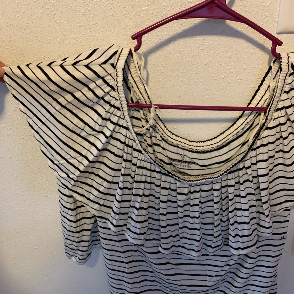 American Eagle off the shoulders